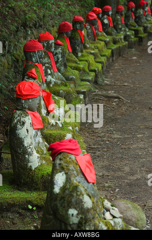 Narabijizo Bakejizo, Jizo Steinstatuen, Kanmangafuchi, Nikko, Tochigi Präfektur, Japan, Asien Stockfoto