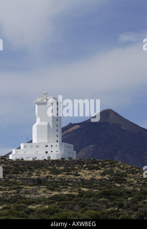 Observatorium in der Nähe der Teide, Spanien, Teneriffa Stockfoto