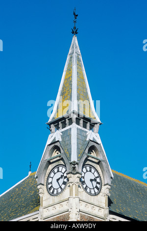 Uhrturm & Turmspitze. Stockfoto