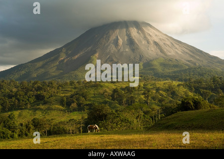 Vulkan Arenal in der Nähe von La Fortuna, Costa Rica Stockfoto