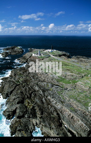 Felsvorsprung auf Irlands Atlantikküste Stockfoto