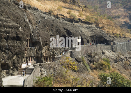 Ajanta Höhlenkomplex, geschnitzten buddhistischen Tempeln in Fels aus dem 5. Jahrhundert v. Chr., Ajanta, Maharashtra, Indien Stockfoto