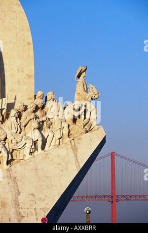 Heinrich der Seefahrer auf dem Bug des Padrão Dos Descobrimentos, Denkmal der Entdeckungen, Belem, Lissabon, Portugal, Europa Stockfoto