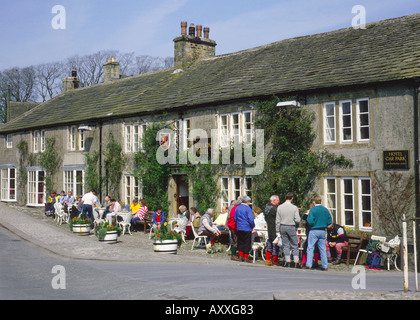 Das Red Lion Hotel in Burnsall in Yorkshire Dales Stockfoto