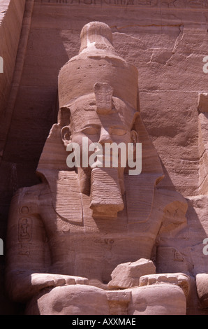 Abu Simbel, große Tempel, Kolossalstatuen Ramses II. Stockfoto