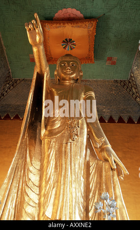 Mandalay, Buddhastatue am Mandalay Hill, Skulptur Stockfoto