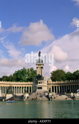 Denkmal für König Alfonso XII in El Retiro Park, Madrid, Spanien, Europa Stockfoto