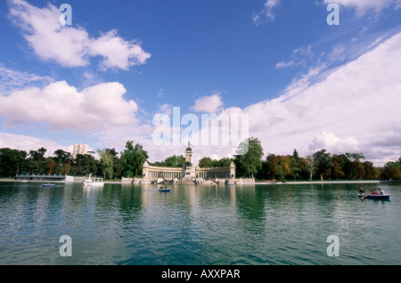 Denkmal für König Alfonso XII in El Retiro Park, Madrid, Spanien, Europa Stockfoto