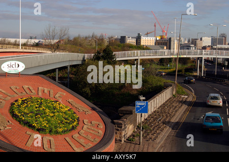 Skyline von Leeds aus Dewsbury Straße Stockfoto