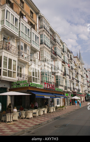Promenade in Innenstadt Castro Urdiales Kantabrien Spanien Stockfoto
