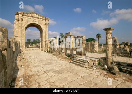 Römischer Triumphbogen und Säulenstraße, Al Bas-Site, Tyre (sauer), UNESCO-Weltkulturerbe, der Süden, Libanon Stockfoto