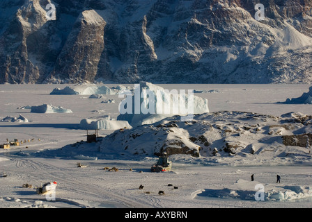 Eisbergen gefroren ins Meer außerhalb Uummannaq, Grönland Stockfoto