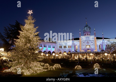 Tivoli-Gärten an Weihnachten, Kopenhagen, Dänemark, Skandinavien, Europa Stockfoto