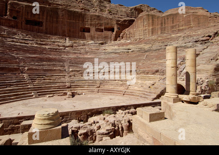 Nabatäischen Theater, Petra, UNESCO World Heritage Site, Jordanien, Naher Osten Stockfoto