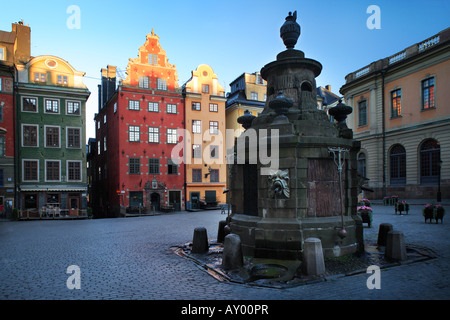 Häuserfassaden am Stortorget Platz in Stockholm s Altstadt ("Gamla Stan"), Schweden Stockfoto