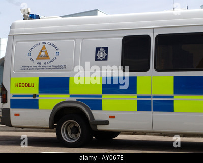 Polizeiwagen auf Patrouille in South Wales GB Großbritannien 2004 Stockfoto