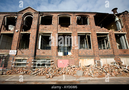 Abbrucharbeiten im Gange auf den Westen arbeiten, Bestandteil der MG Rover Group arbeitet, Longbridge, Birmingham, West Midlands, UK. Stockfoto