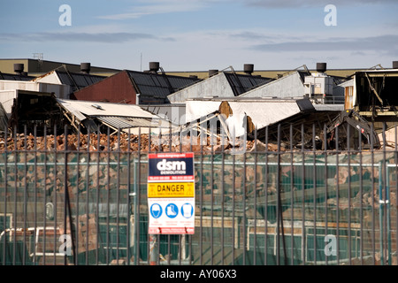 Abbrucharbeiten im Gange auf den Westen arbeiten, Bestandteil der MG Rover Group arbeitet, Longbridge, Birmingham, West Midlands, UK. Stockfoto