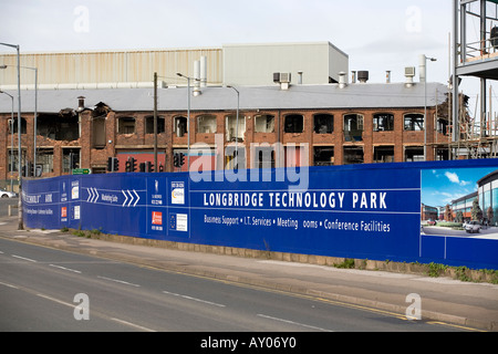 Abbrucharbeiten im Gange auf den Westen arbeiten, Bestandteil der MG Rover Group arbeitet, Longbridge, Birmingham, West Midlands, UK. Stockfoto