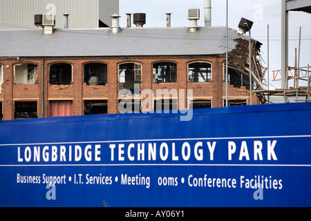 Abbrucharbeiten im Gange auf den Westen arbeiten, Bestandteil der MG Rover Group arbeitet, Longbridge, Birmingham, West Midlands, UK. Stockfoto