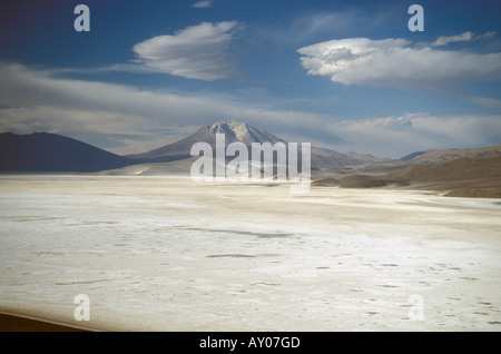 Die Salinen des Salar de Uyuni Altiplano Stockfoto