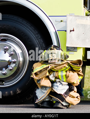 Feuerwehr Ausrüstung bereit zu gehen. Stockfoto