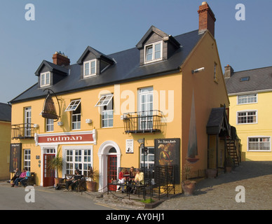 Irland County Cork Kinsale Bulman Pub außen Stockfoto