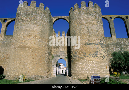 Portugal, Algarve: Eingang und Türme des Schlosses Mourisque in Serpa Stockfoto