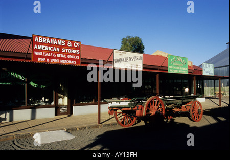 Periode Szene Diamant Bergbau-Ära Geschäfte im Thema Dorf große Loch Exhibition Centre Kimberley in Südafrika historische Reise Stockfoto