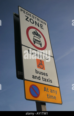 Fußgängerzone Hinweisschild Stockfoto