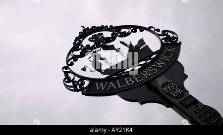 Walberswick Dorf Schild, Suffolk, England, UK Stockfoto