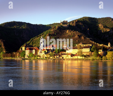 AT - Niederösterreich: Dürnstein und Donau Stockfoto