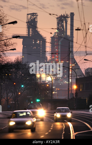 DEU Deutschland Duisburg ThyssenKrupp Stahl neue Explosion Geschirrspüller Nr. 8 produziert 5600 Tonnen Roheisen täglich Stockfoto