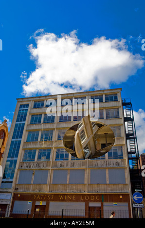 Richard Wilsons kinetische Skulptur "Umdrehen der Ort" in Liverpool City centre Stockfoto