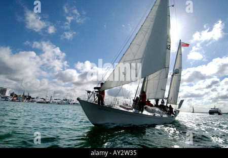 Gipsy Moth IV, gab Sir Francis Chichester historische Yacht wurde er der erste Mann rund um die einzigen Welt zu segeln. Stockfoto