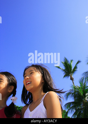 Nahaufnahme von zwei Mädchen lächelnd Stockfoto