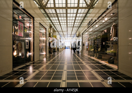 luxuriöse shopping-Mall "Kö Karree" in Düsseldorf ist die Königsallee Stockfoto