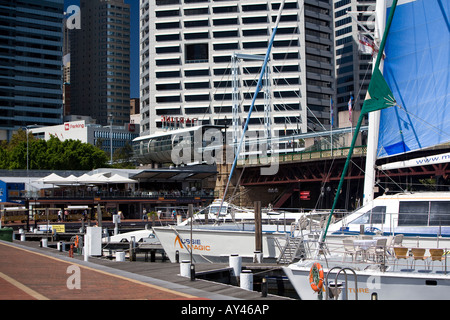 Yachten ankern am Darling Harbour Sydney Stockfoto