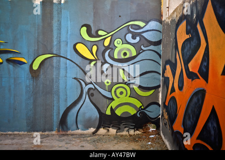 Graffiti, basierend auf organischen Formen. Graffiti à base de Formes Organiques. Stockfoto