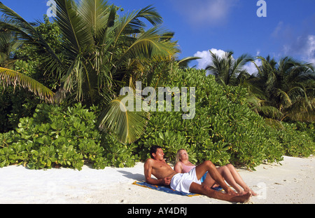 Paar, Strand, Baros Island, Malediven Stockfoto