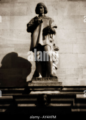 Galerie der Statuen im Innenhof des Louvre. Paris. Frankreich Stockfoto