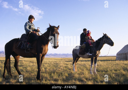 Reiten-jungen, Song Kul-See, Kirgisien Stockfoto