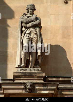 Galerie der Statuen im Innenhof des Louvre. Paris. Frankreich Stockfoto