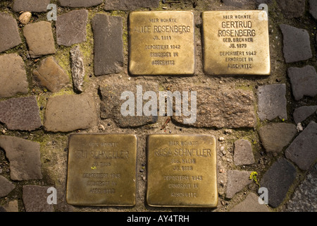 Stolpersteine auf Grosse Hamburger Strasse, Berlin, Deutschland Stockfoto