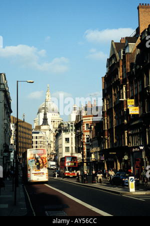 Fleet Street Strang London England bei Sonnenuntergang Stockfoto