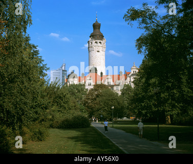 Blick Vom Johannapark Zum City-Hochhaus Und Zum Neuen Rathaus von Leipzig, Parthe, Pleiße, Weisse Elster, Sachsen Stockfoto