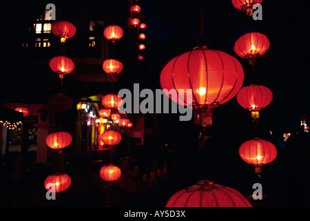 22. August 2006 - Papierlaternen in Yangshuo in der chinesischen Provinz Guangxi. Stockfoto