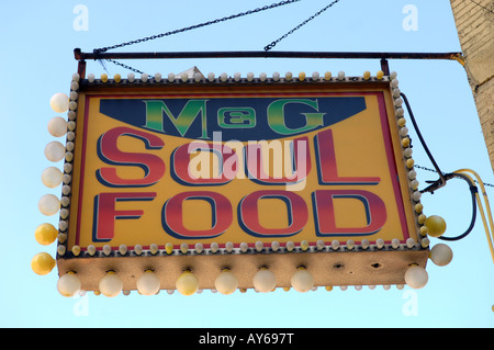 M-G-Soul-Food Restaurant an der 125th Street in Harlem in New York City Stockfoto