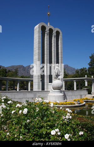 die Huguenot Denkmal Franschhoek Weinregion westlichen Kapprovinz in Südafrika Stockfoto