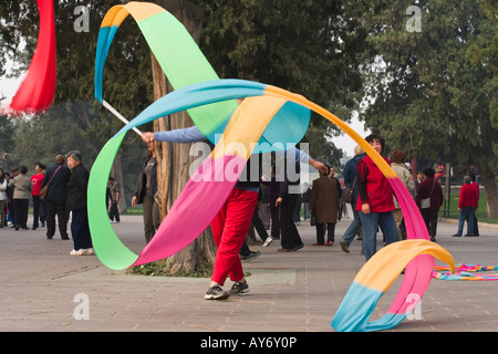 Morgen-Band Übungen im Tiantan Park, Beijing Stockfoto